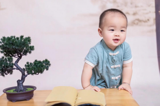 西宁六个月宝宝可以坐吗